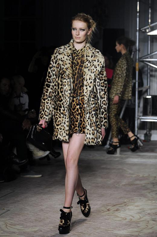 Leopard print total look London Fashion Week Fall Winter 2013