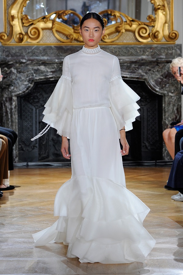 PARIS, FRANCE - OCTOBER 04: A model walks the runway at the Kaviar Gauche show as part of the Paris Fashion Week Womenswear Spring/Summer 2016 at Salon France-Ameriques on October 4, 2015 in Paris, France. (Photo by Kristy Sparow/Getty Images)
