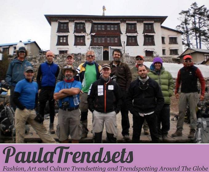 Climbing mount Everest photo calendar