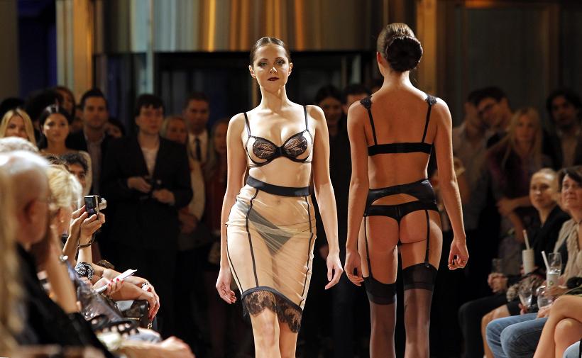 La Perla Fashion Show Vogue Fashion’s Night Out in Moscow